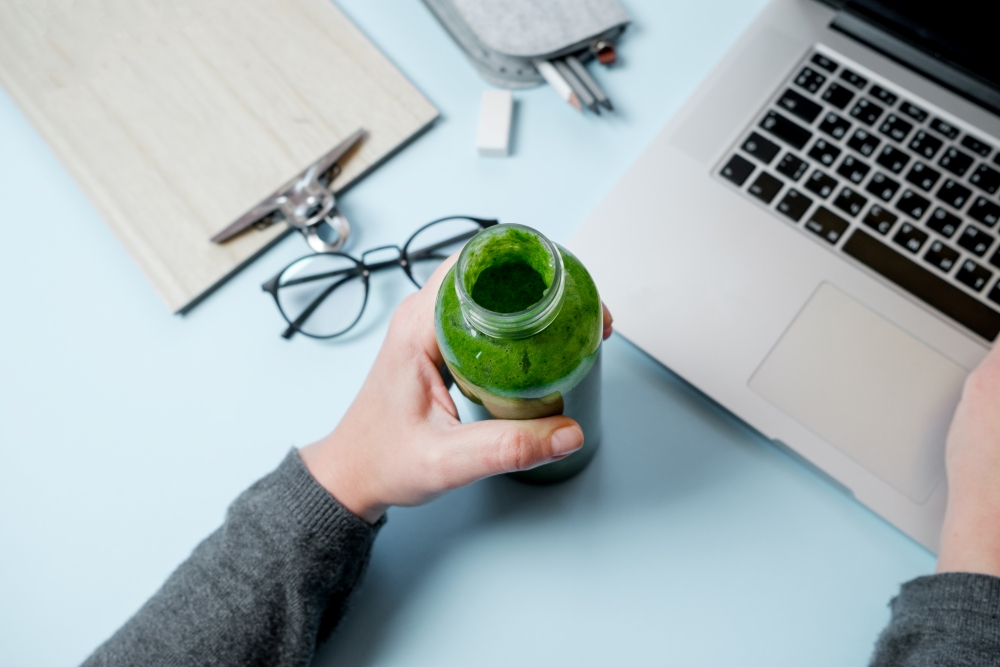 Цифровой детокс: как использовать технологии, чтобы меньше от них зависеть