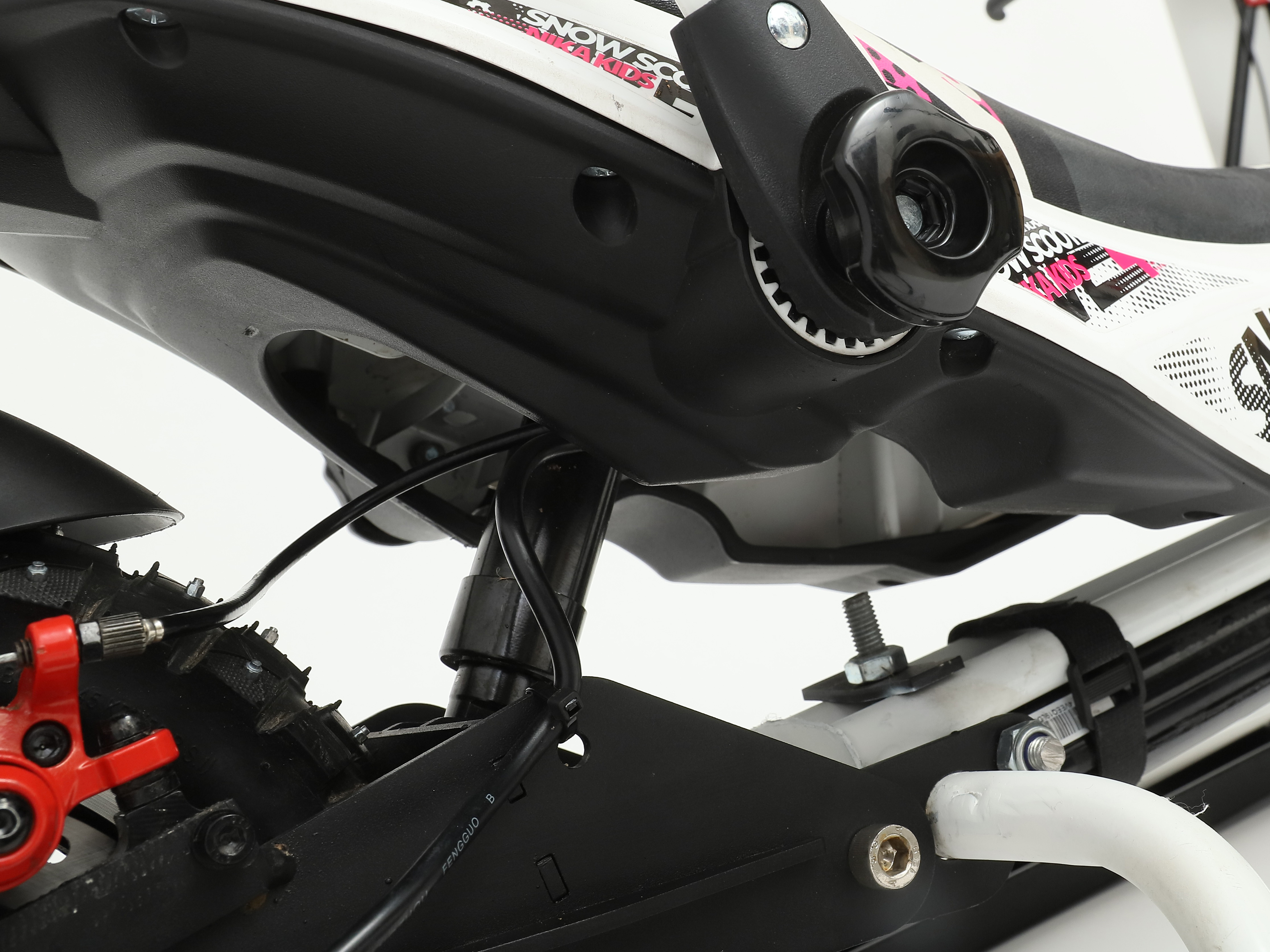 Электроснегокат iBrat M1, Бело-розовый