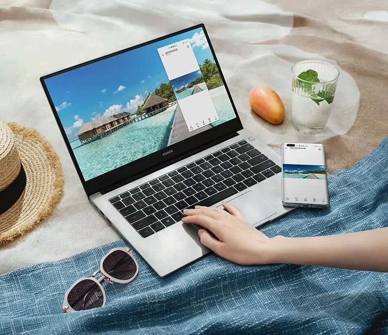 Ноутбук Honor MagicBook X 14 Plus AMD Ryzen 7 8845HS/16Gb/512TB/AMD Radeon 780M