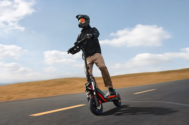 Электросамокат Segway eKickScooter ZT3 Pro